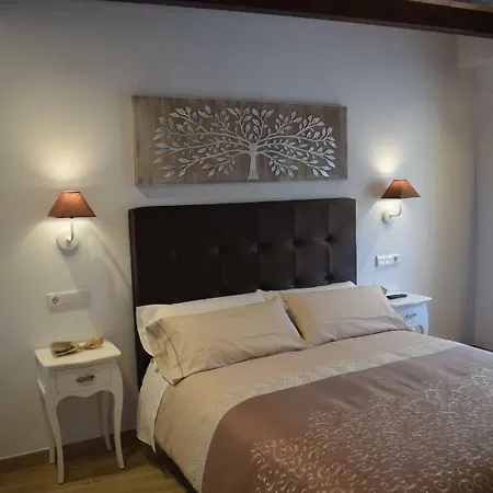 منزل ريفي L'arbolea De Rodiles